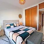 Casa Gemeas By Junto Ao Mar * טאווירה